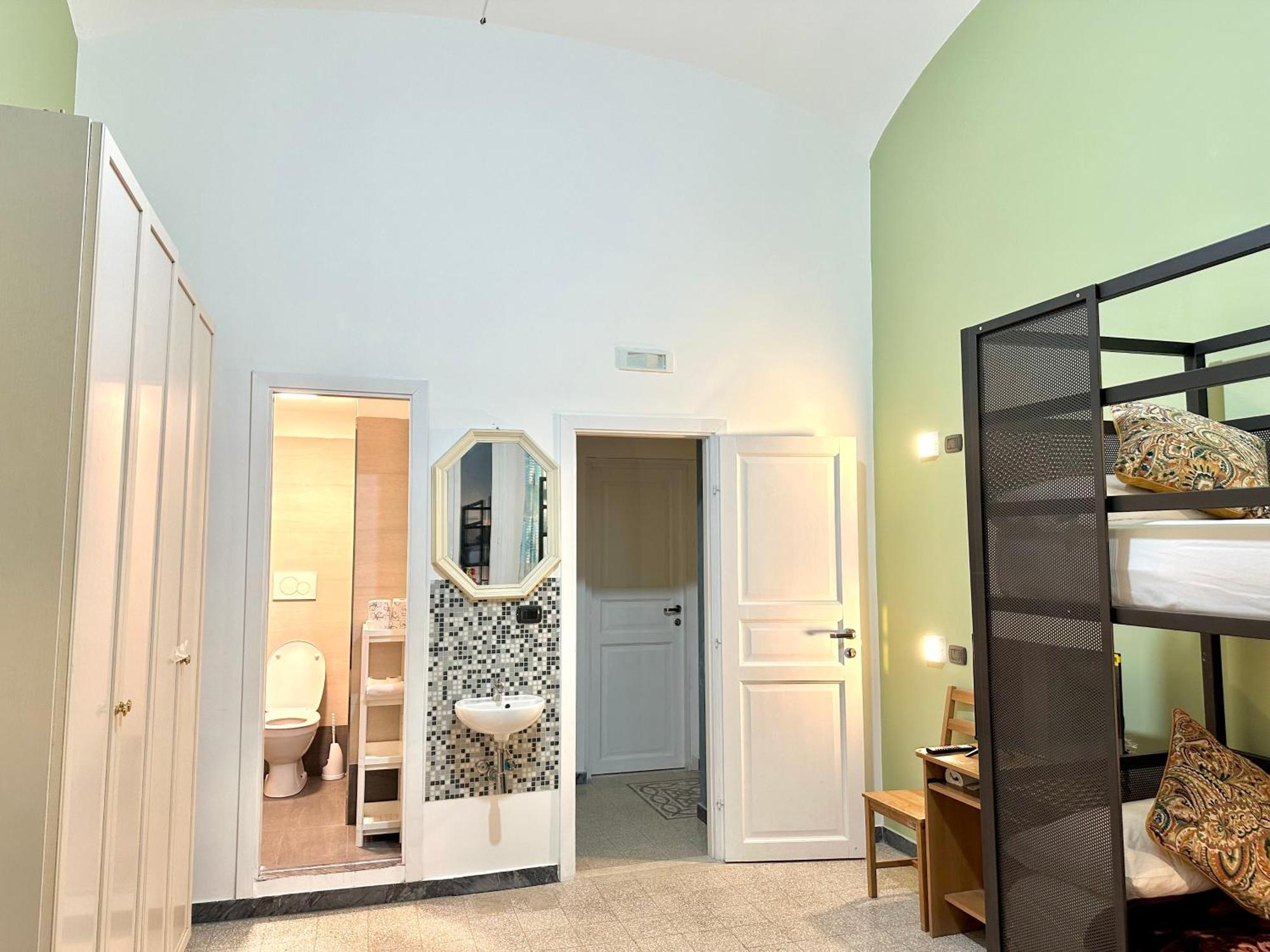 B&B Termini Colosseo Suite Rom Exteriör bild
